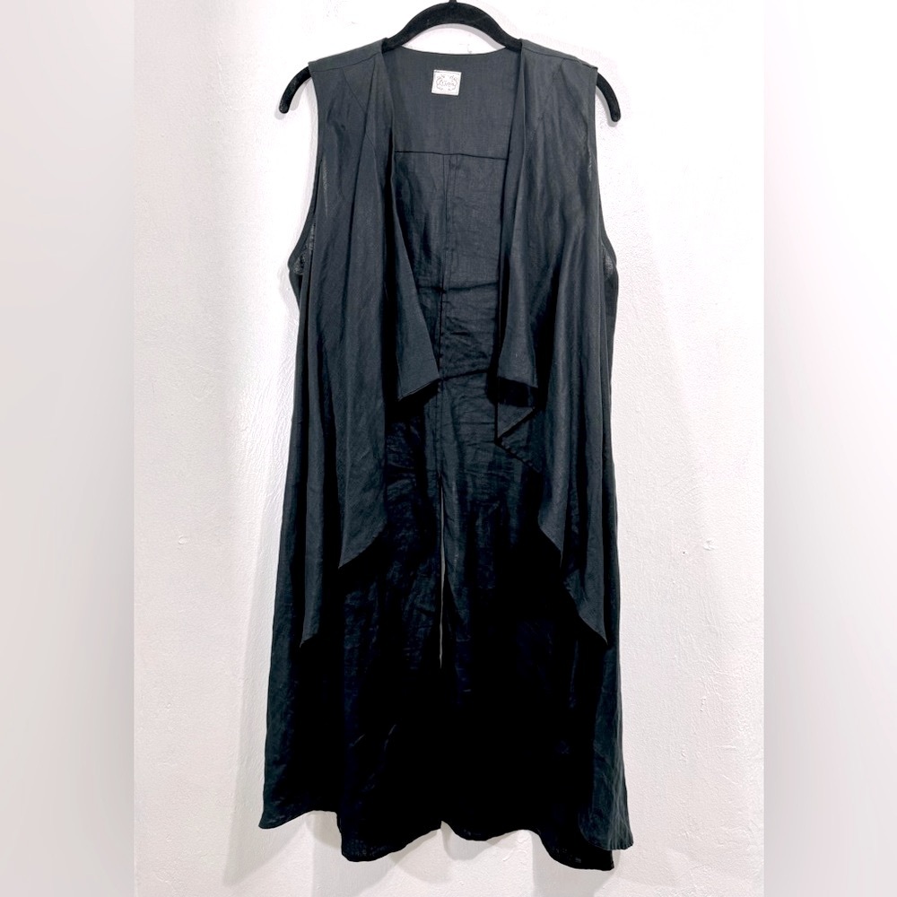 Et Lois 100% linen open front black cascading vest.Asymmetrical.40” in back. M